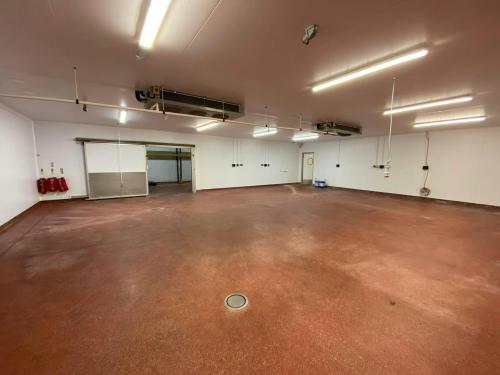 Units 2 & 3 Tuscany Court, Wakefield Europort, Express Way, Normanton, WF6
