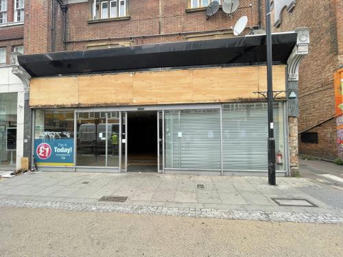 341-343 Green Lanes, Palmers Green, London, N13
