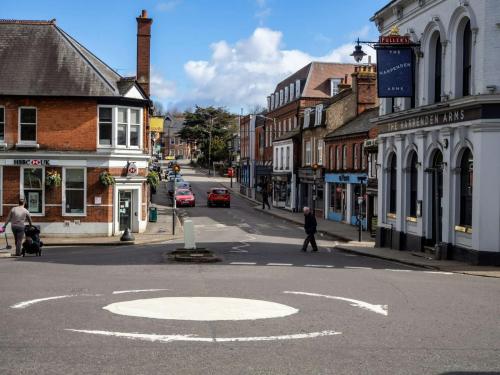 29 & 29A High Street, Harpenden, AL5