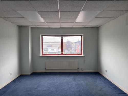 Unit 18, Salisbury Road, Sarum Complex, Uxbridge, UB8
