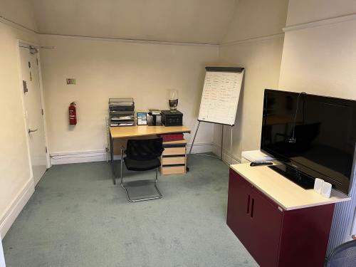 Berkeley House, 6 The Square, Kenilworth, CV8