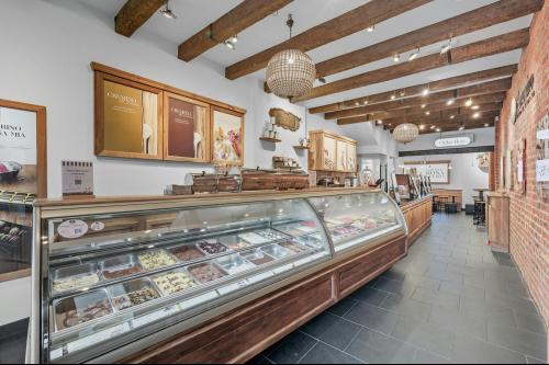 22 Pembridge Road, Notting Hill, London, W11