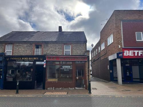 31 Commercial Road, Paddock Wood, TN12