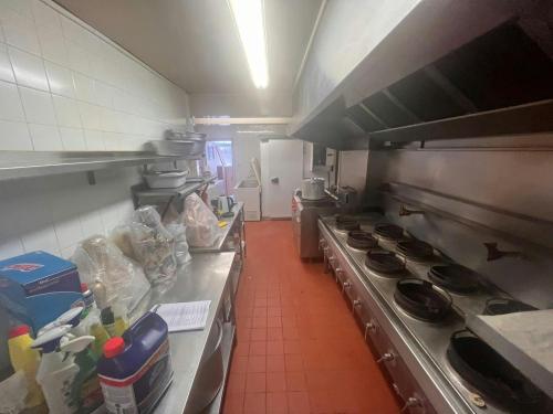 31 Commercial Road, Paddock Wood, TN12