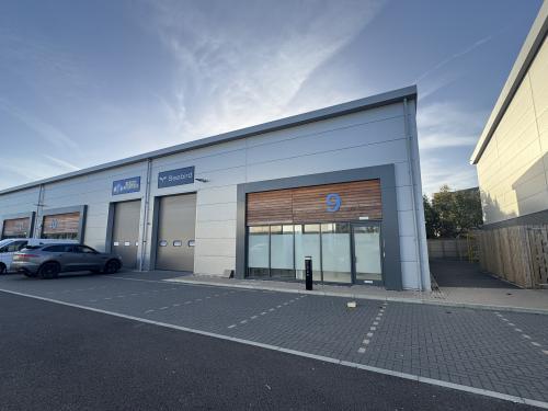 Unit 9, Chichester Business Park, Coronation Way, Chichester, PO20