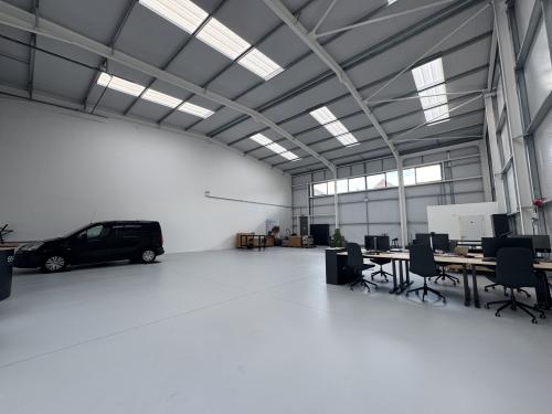 Unit 9, Chichester Business Park, Coronation Way, Chichester, PO20