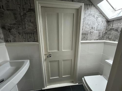 113 Cathedral Road, Cardiff, CF11