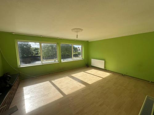 19 Middle Field, Weston Turville, Aylesbury, HP22