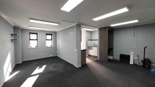 Unit 3 Springwood Court, Springwood Industrial Estate, Braintree, CM7