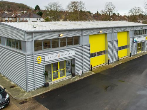 Unit 9, Oxford Road Industrial Estate, Gresham Way, Tilehurst, Reading, RG30