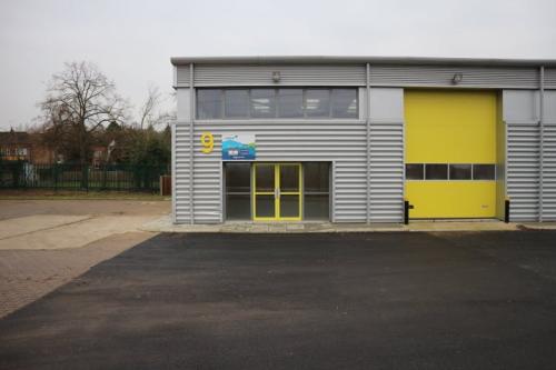 Unit 9, Oxford Road Industrial Estate, Gresham Way, Tilehurst, Reading, RG30