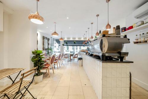 6 Ladbroke Grove, Ladbroke Grove, London, W11