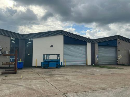 Unit 32, South Hants Industrial Park, Stephenson Road, Southampton, SO40