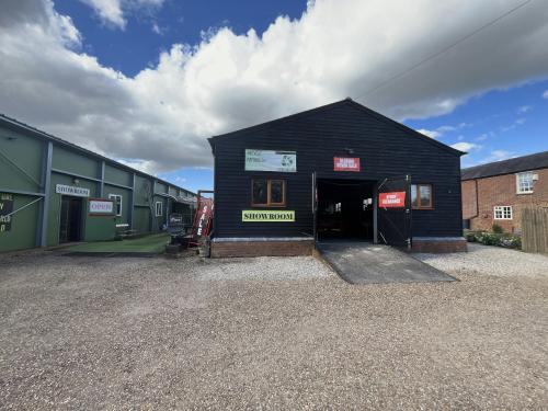 The Black Barn, Old Mill Barns, Aylesbury Road, Leighton Buzzard, LU7