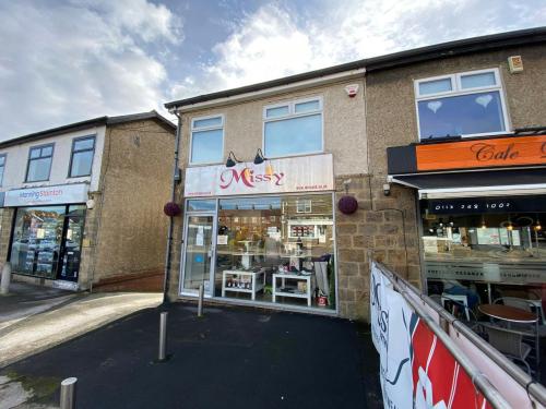 115 New Road Side, Horsforth, Leeds, LS18