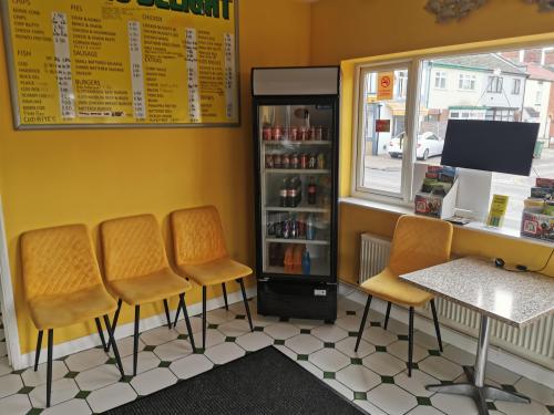 Fryers Delight & Nom Noms, Nelson Road North, Great Yarmouth, NR30