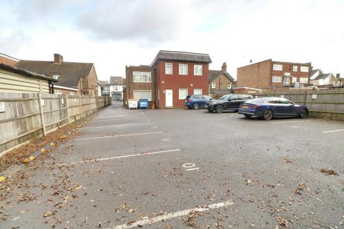 22-24 Sussex Road, Haywards Heath, RH16