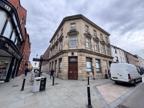 109 - 111 High Street, Bedford, MK40