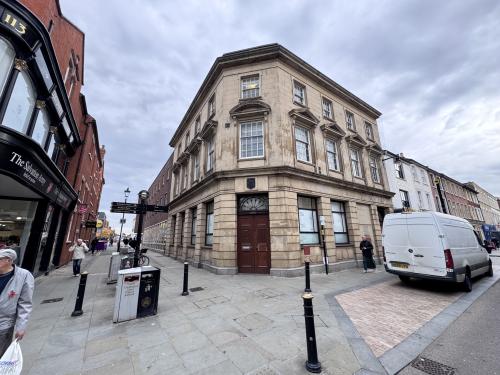 109 - 111 High Street, Bedford, MK40