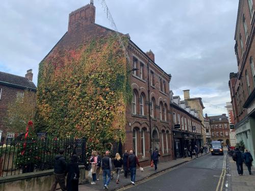 Lendal House, 11 Lendal, York, YO1