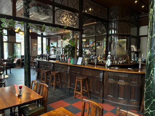The Winchester, 206 Archway Road, Highgate, London, N6