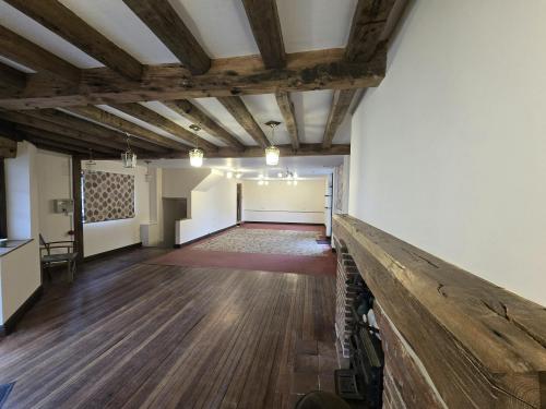 Symes Corner, Bank Street, Bishops Waltham, Southampton, SO32