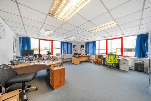 Unit 6, Drury Way Industrial Estate, Laxcon Close, Neasden, London, NW10