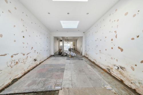 6 Bollo Bridge Road, Acton, London, W3