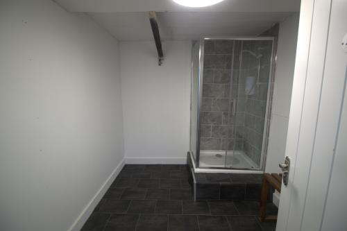 Unit 9B, The Arches Industrial Estate, Coventry, CV1
