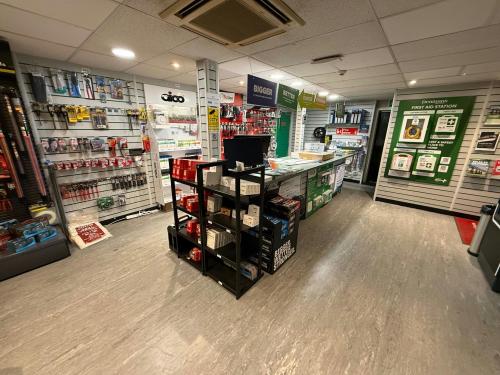 Unit 3A, Broadoak Business Park, Trafford Park, Manchester, M17