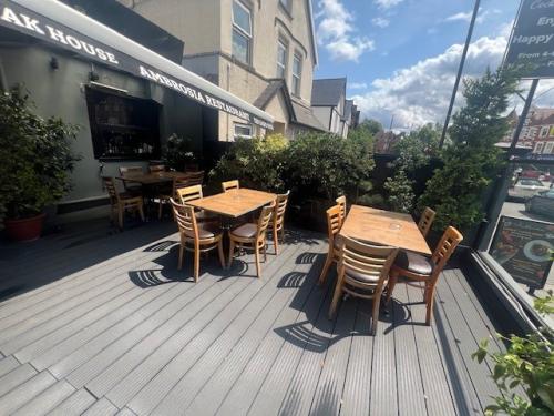 Station Road, Winchmore Hill, London, N21