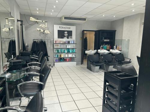63 Chobham Road, Sunningdale, SL5