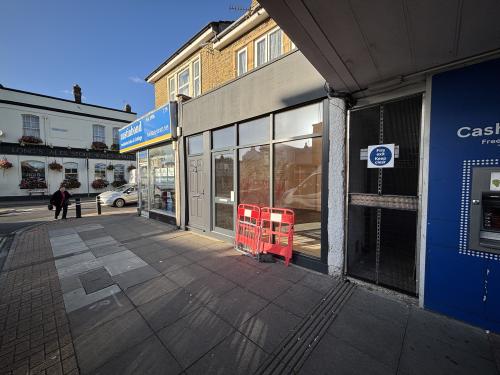181 Albert Road, Southsea, PO4