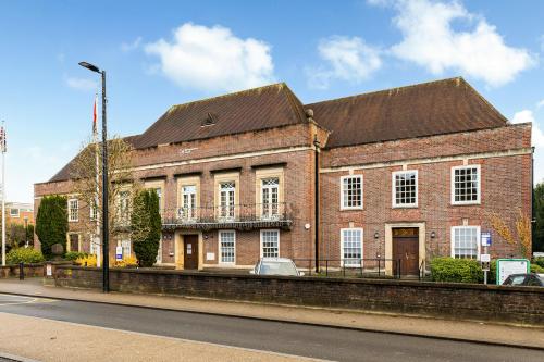 2.72 Acres, Queen Victoria Road, High Wycombe, HP11