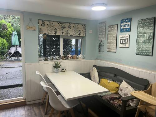 Clieve Cottages, 1 & 2 High Street, Cookham, SL6