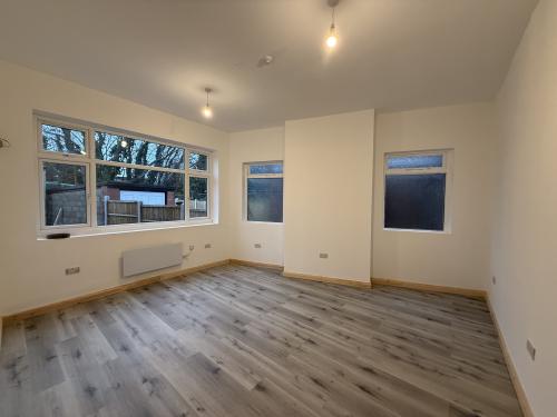 5 Buckingham Road, Cheadle Hulme, SK8