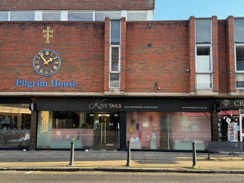 12B & C Pilgrim House, Packhorse Road, Gerrards Cross, SL9
