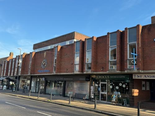 12B & C Pilgrim House, Packhorse Road, Gerrards Cross, SL9