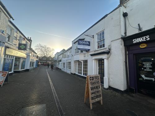12 High Street, Hythe, Southampton, SO45
