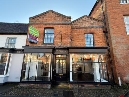 26 London End, Beaconsfield, HP9