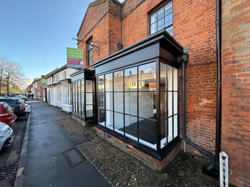 26 London End, Beaconsfield, HP9