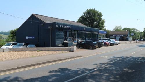 Oxford Road, Tilehurst, Reading, RG31