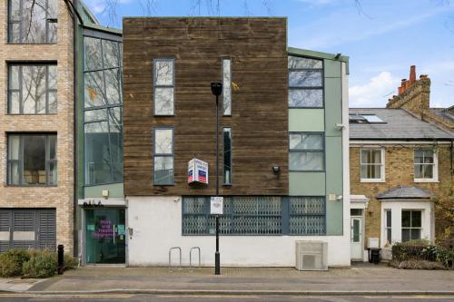 18-20 London Lane, Hackney, London, E8