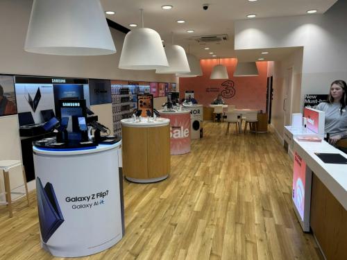 241 Marlowes, Hemel Hempstead, HP1
