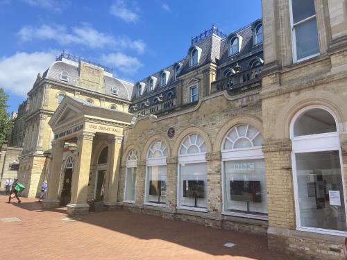 8-10 Great Hall Arcade, Mount Pleasant Road, Tunbridge Wells, TN1