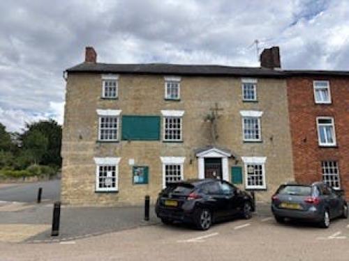 The Carrington Arms, 1 South Street, Castlethorpe, Milton Keynes, MK19