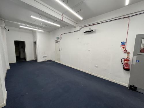8 Church Street, High Wycombe, HP11
