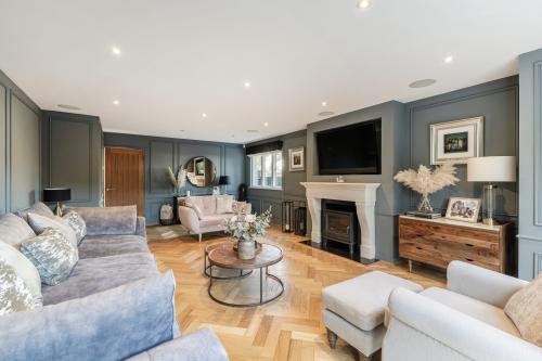 Monterey, 16A Blakes Green, West Wickham, BR4