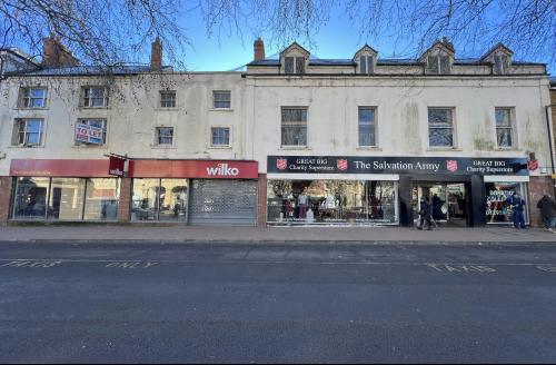 Unit 2, 20-23 Bridge Street, Banbury, OX16