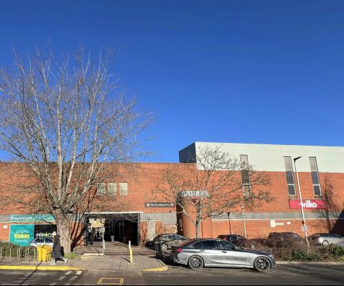Unit 2, 20-23 Bridge Street, Banbury, OX16
